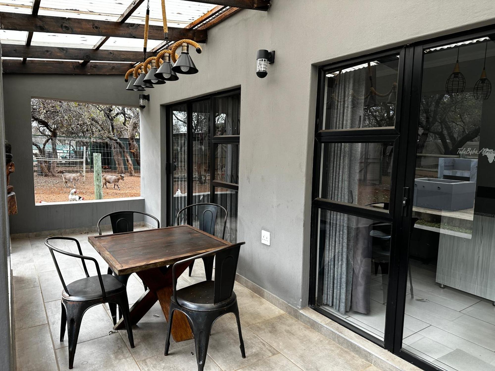 Tula Baba Game Lodge Brits Eksteriør bilde